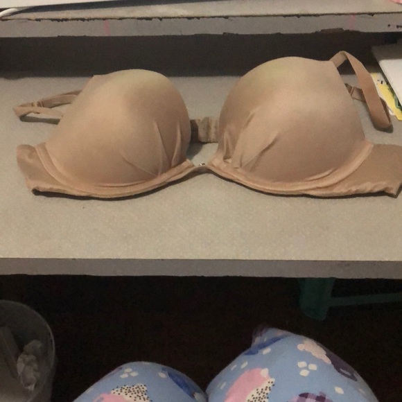 Victoria Secret Bra - Picture 1 of 4